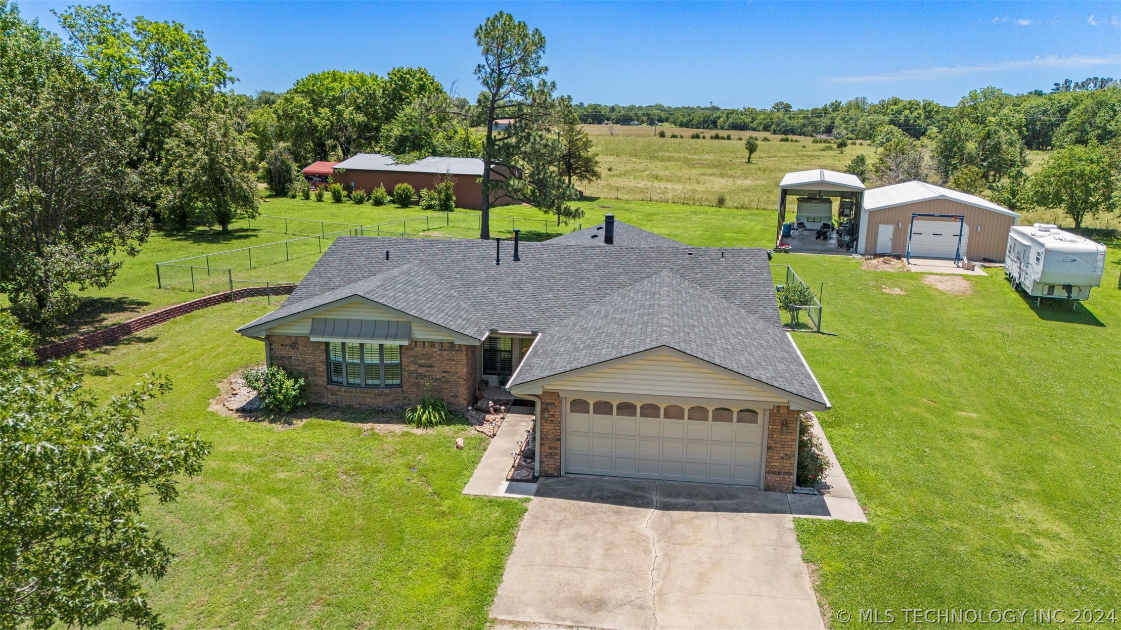 7183 Country Hollow