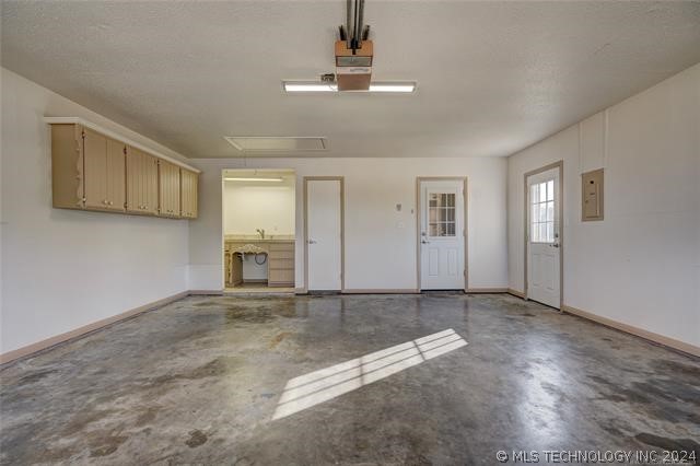 7183 Country Hollow