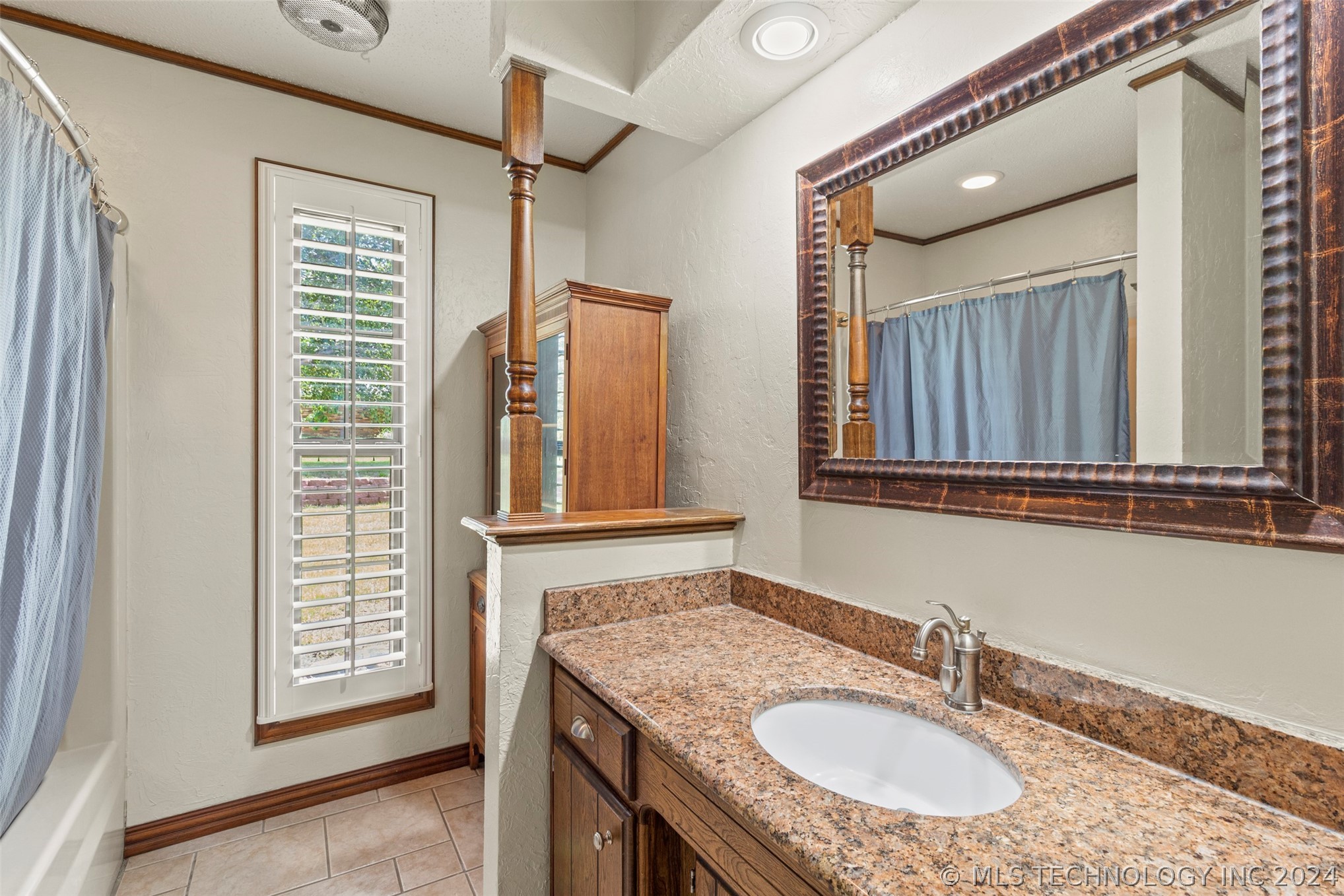 7183 Country Hollow