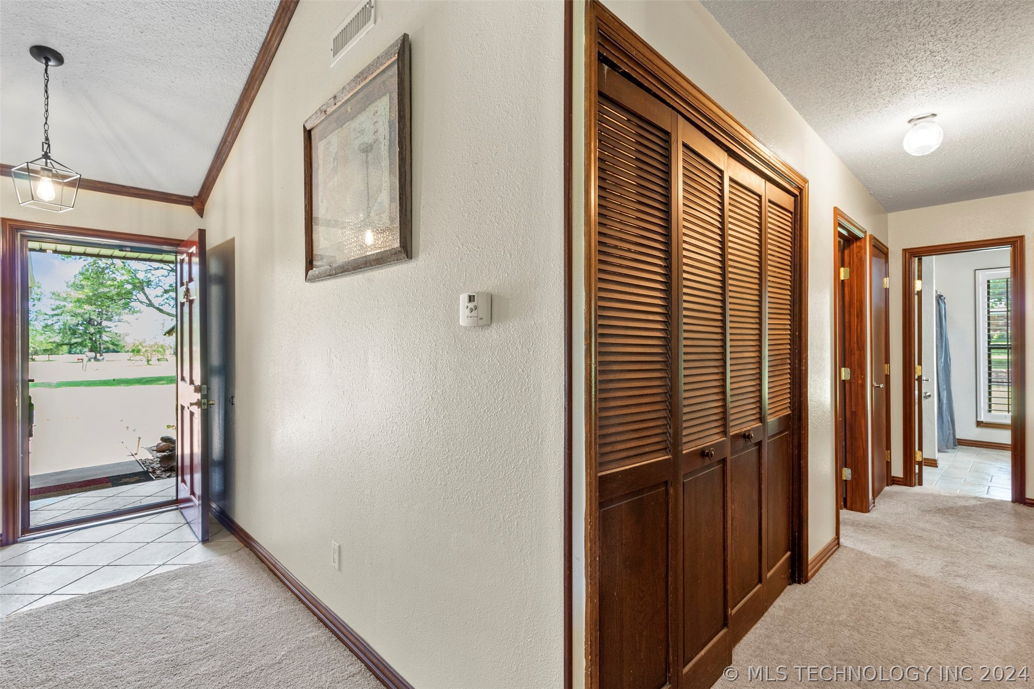 7183 Country Hollow