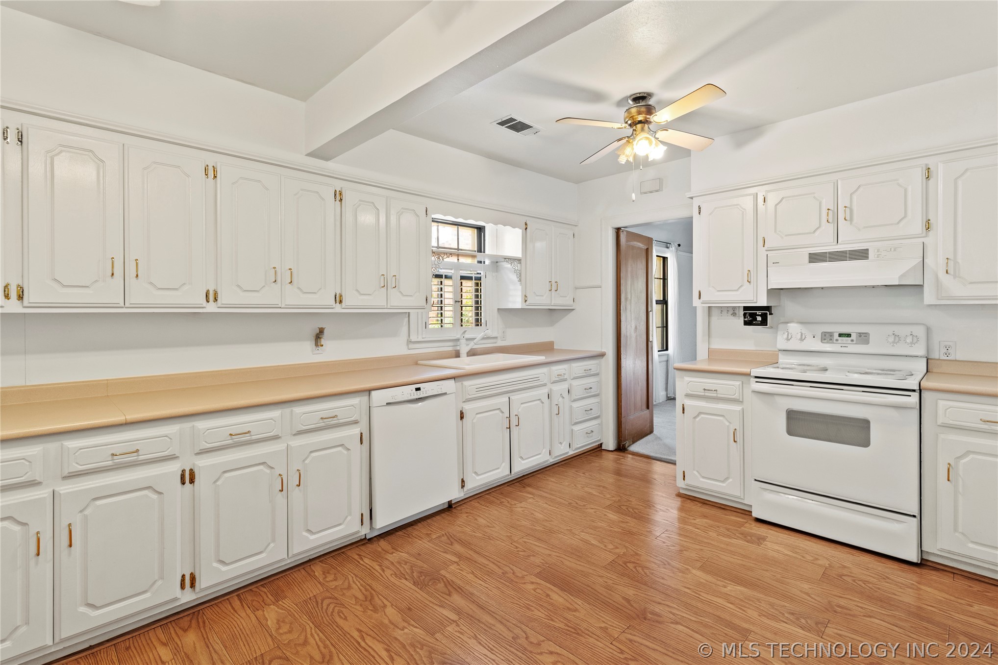 1327 S Stockton