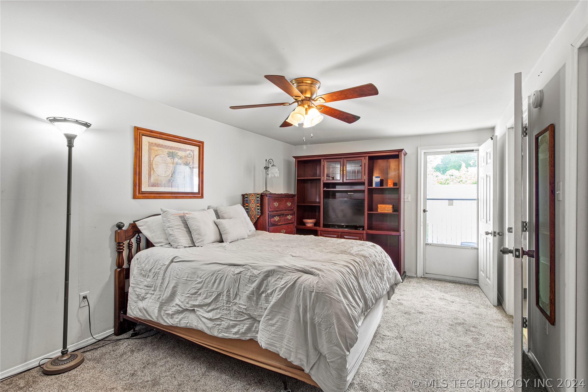 1327 S Stockton