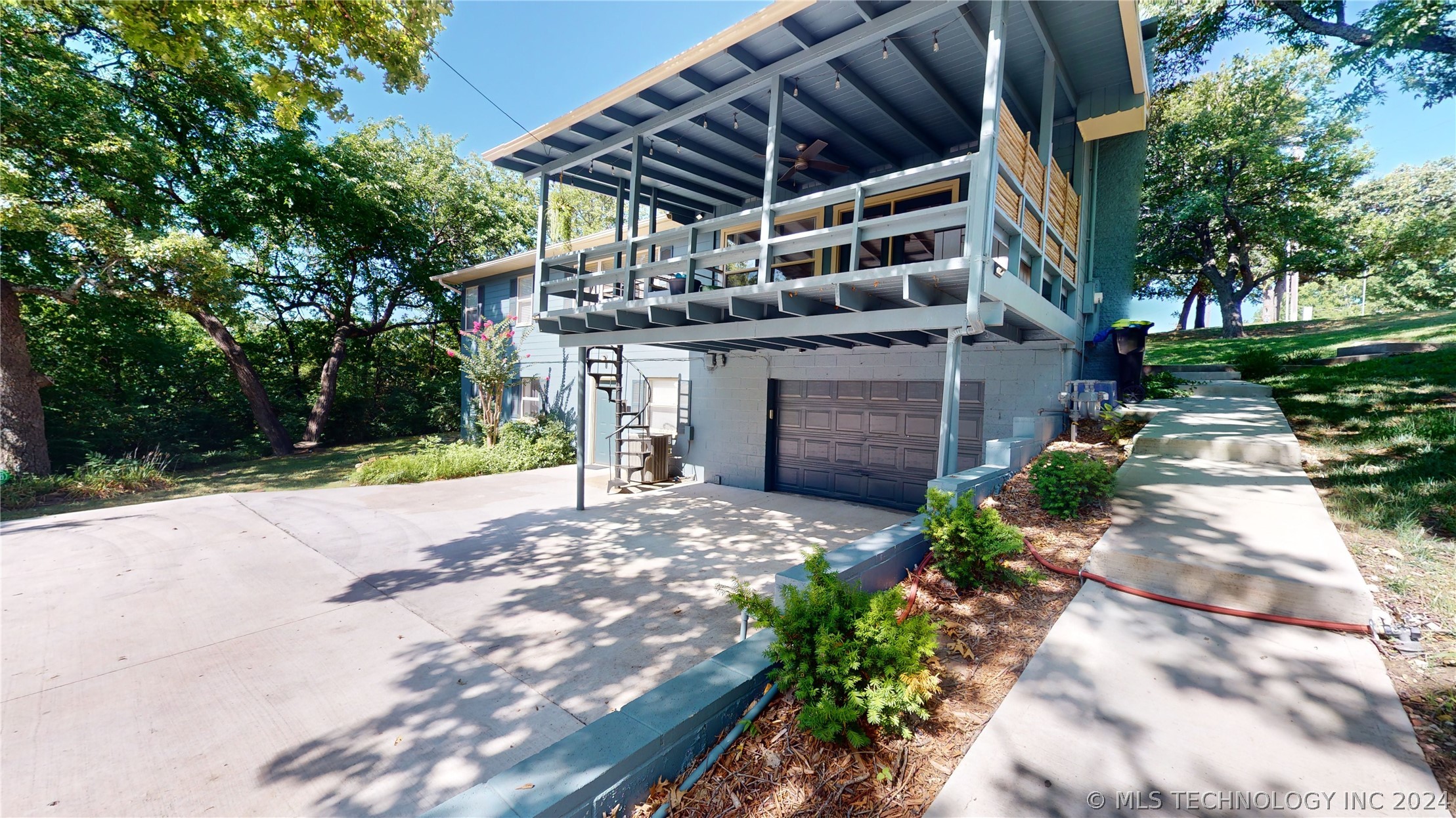 600 S Highland Street