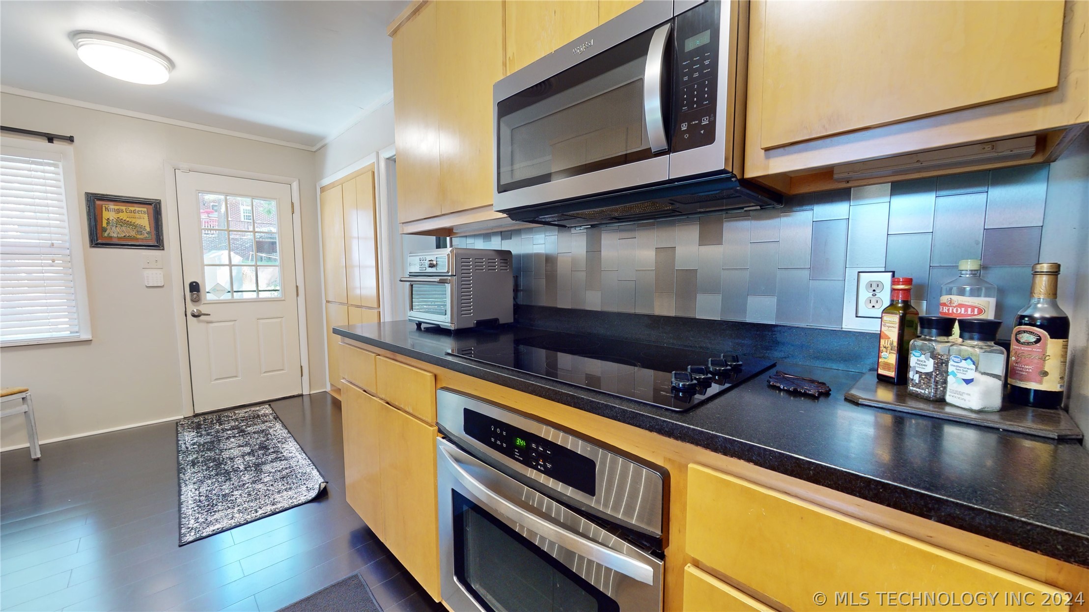 600 S Highland Street