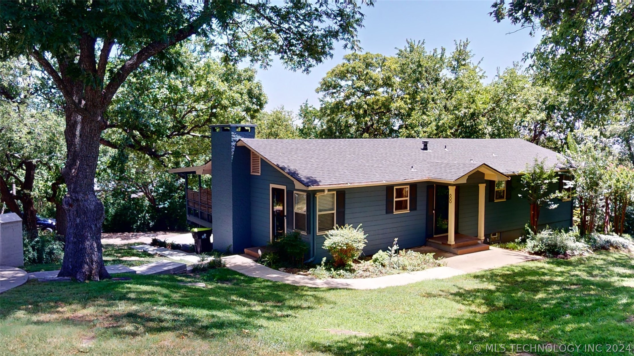 600 S Highland Street