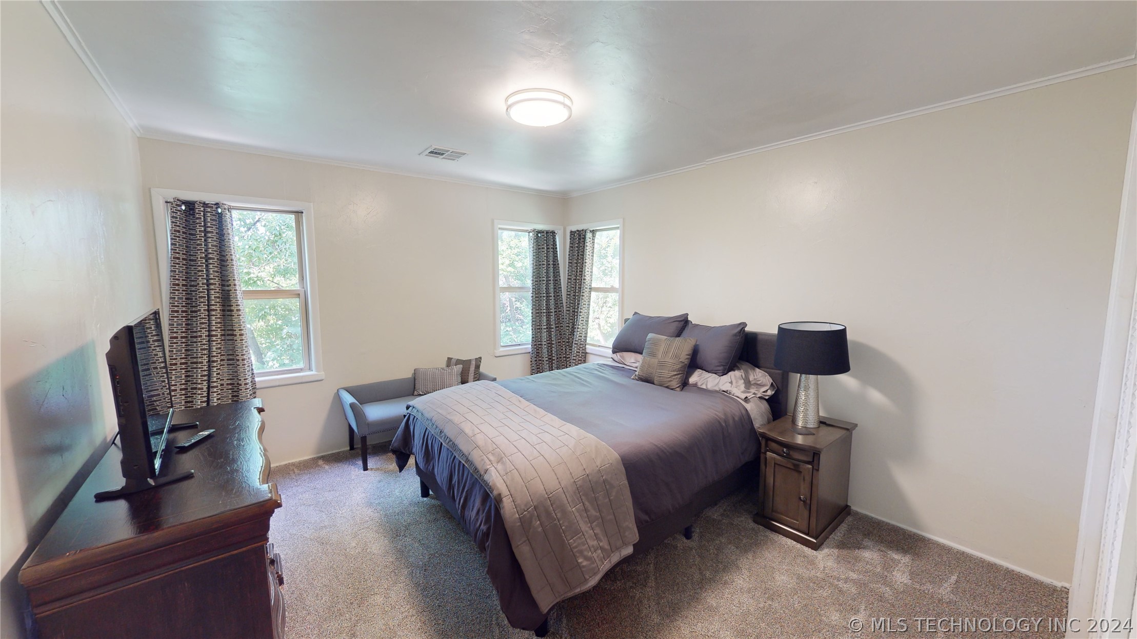 600 S Highland Street