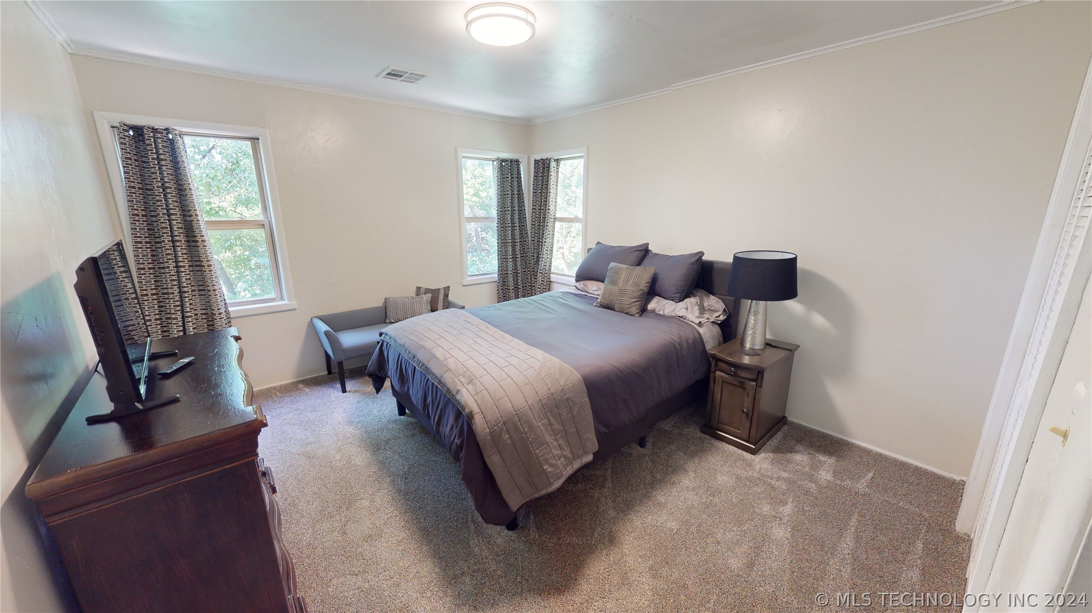 600 S Highland Street