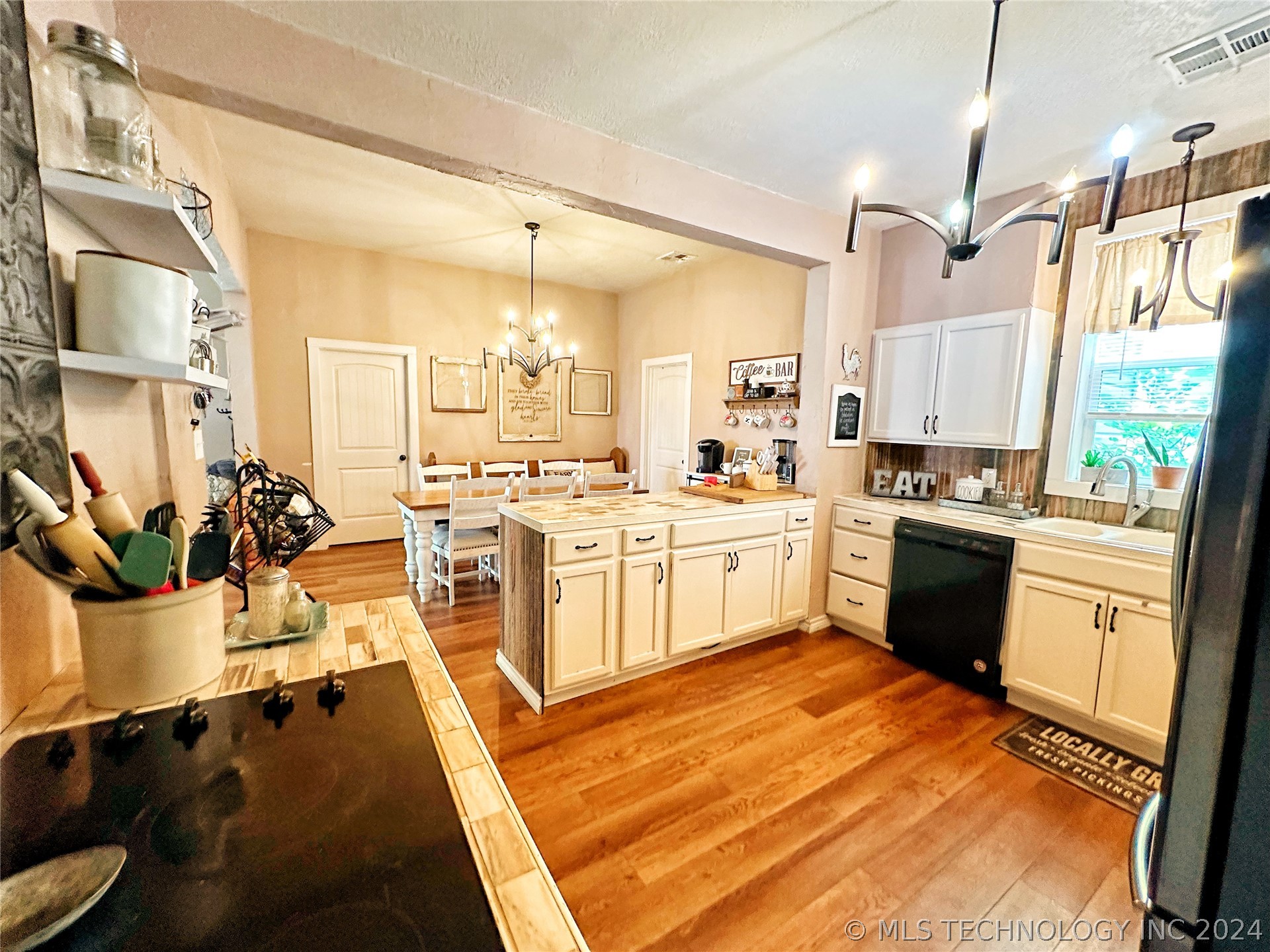 315 N Bullitt Street