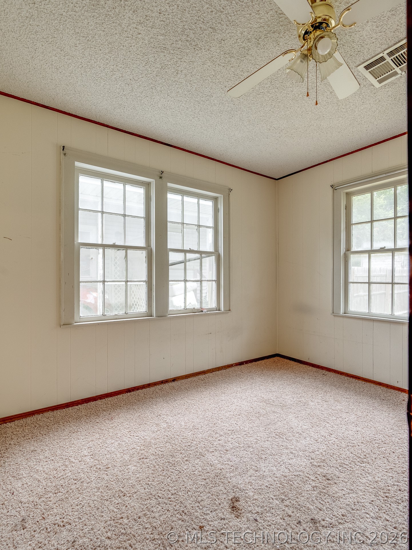 613 W 23rd