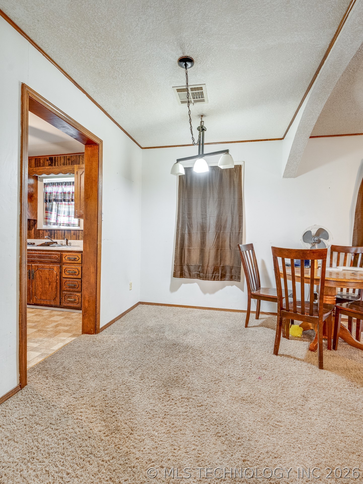 613 W 23rd