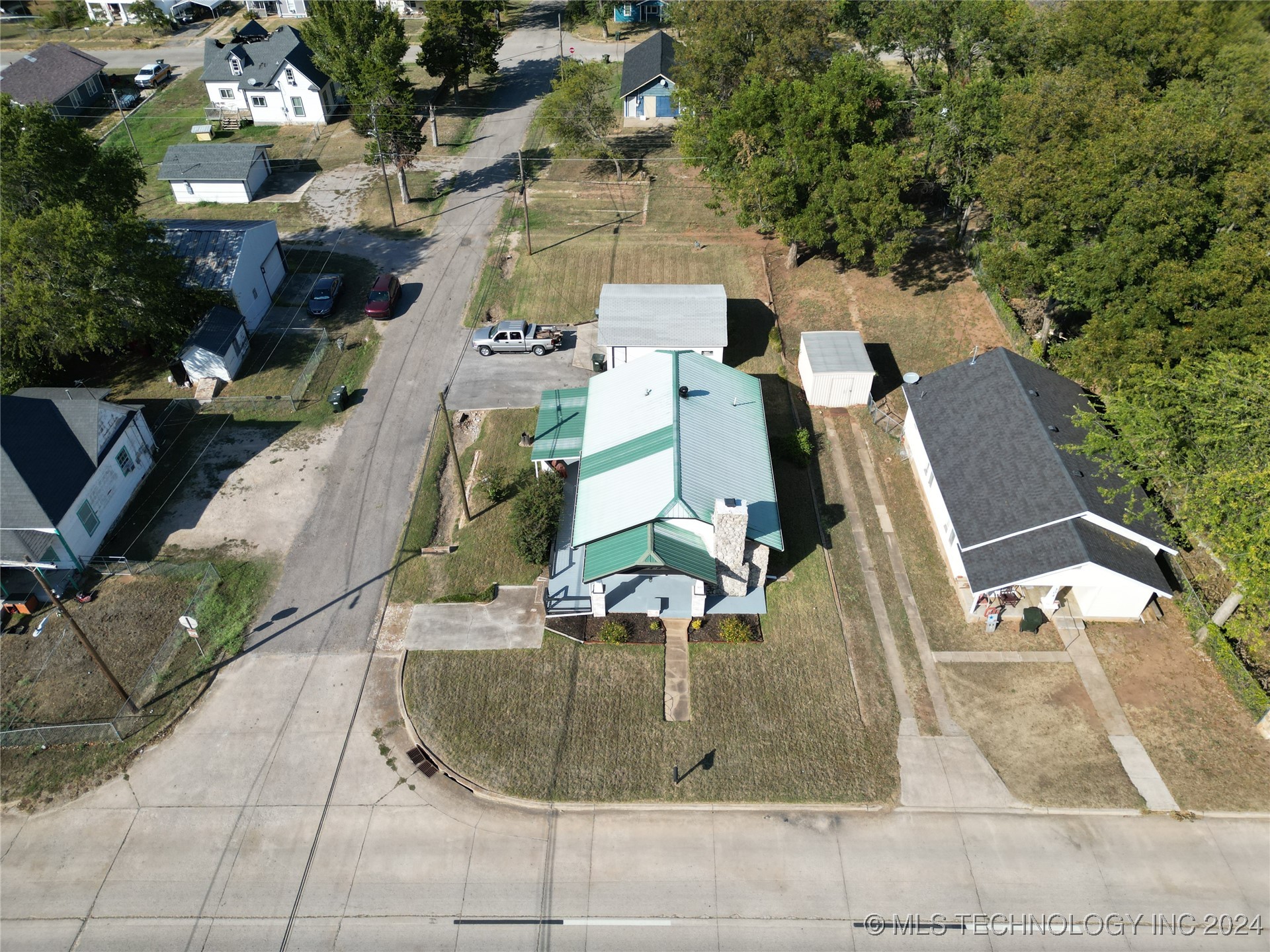 302 E Oklahoma