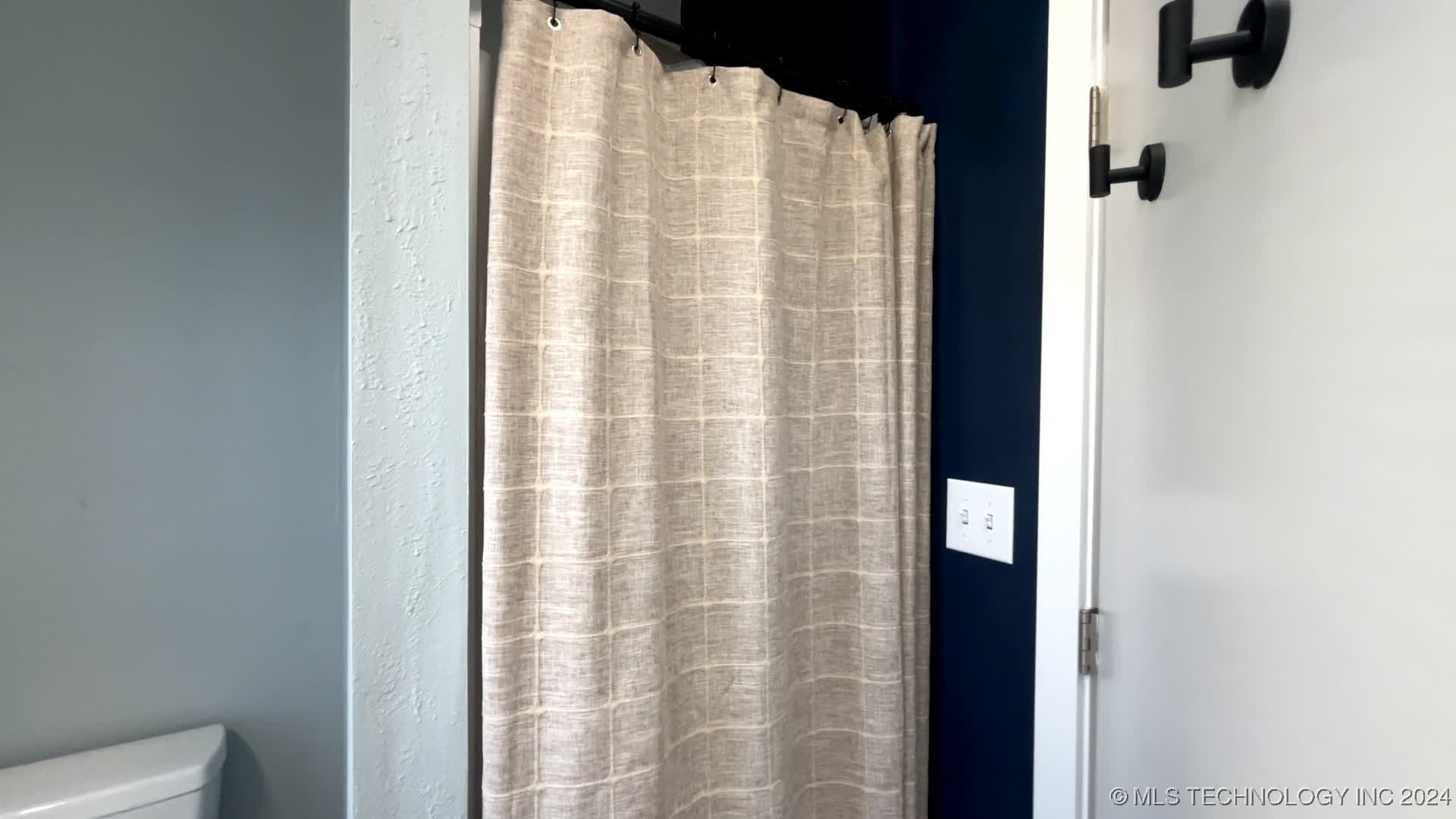 302 E Oklahoma