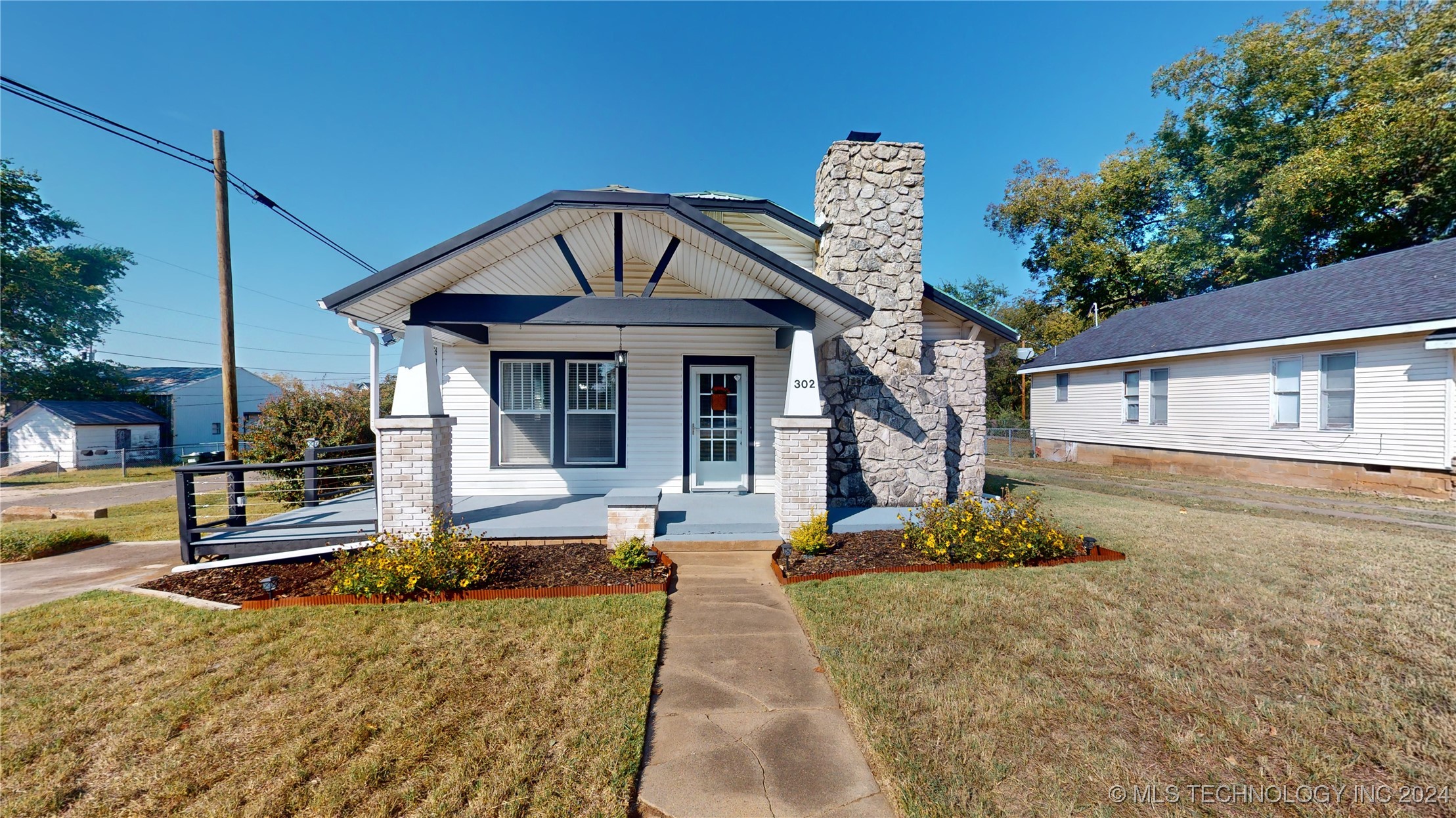 302 E Oklahoma