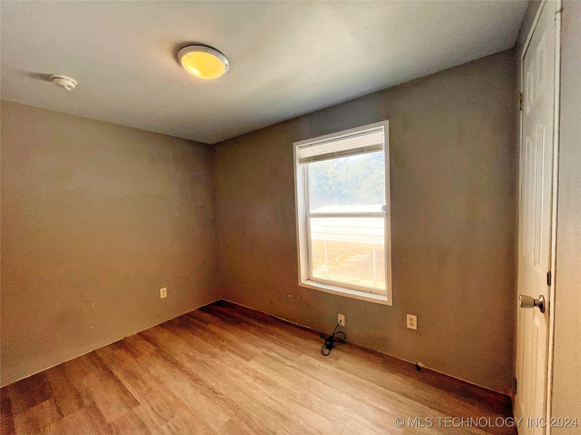 224 W 10th Street