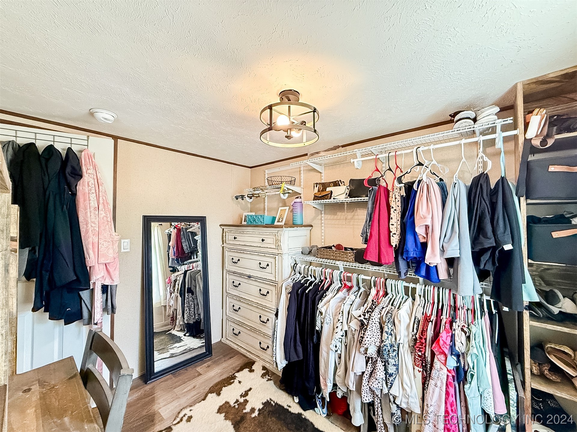 109 W Pine