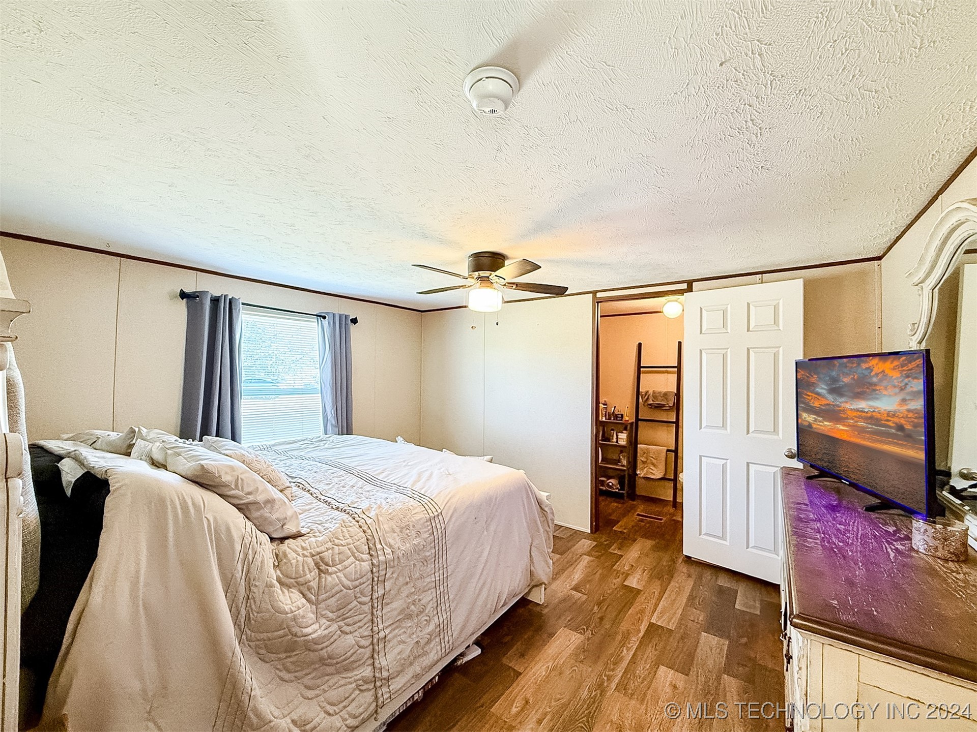 109 W Pine