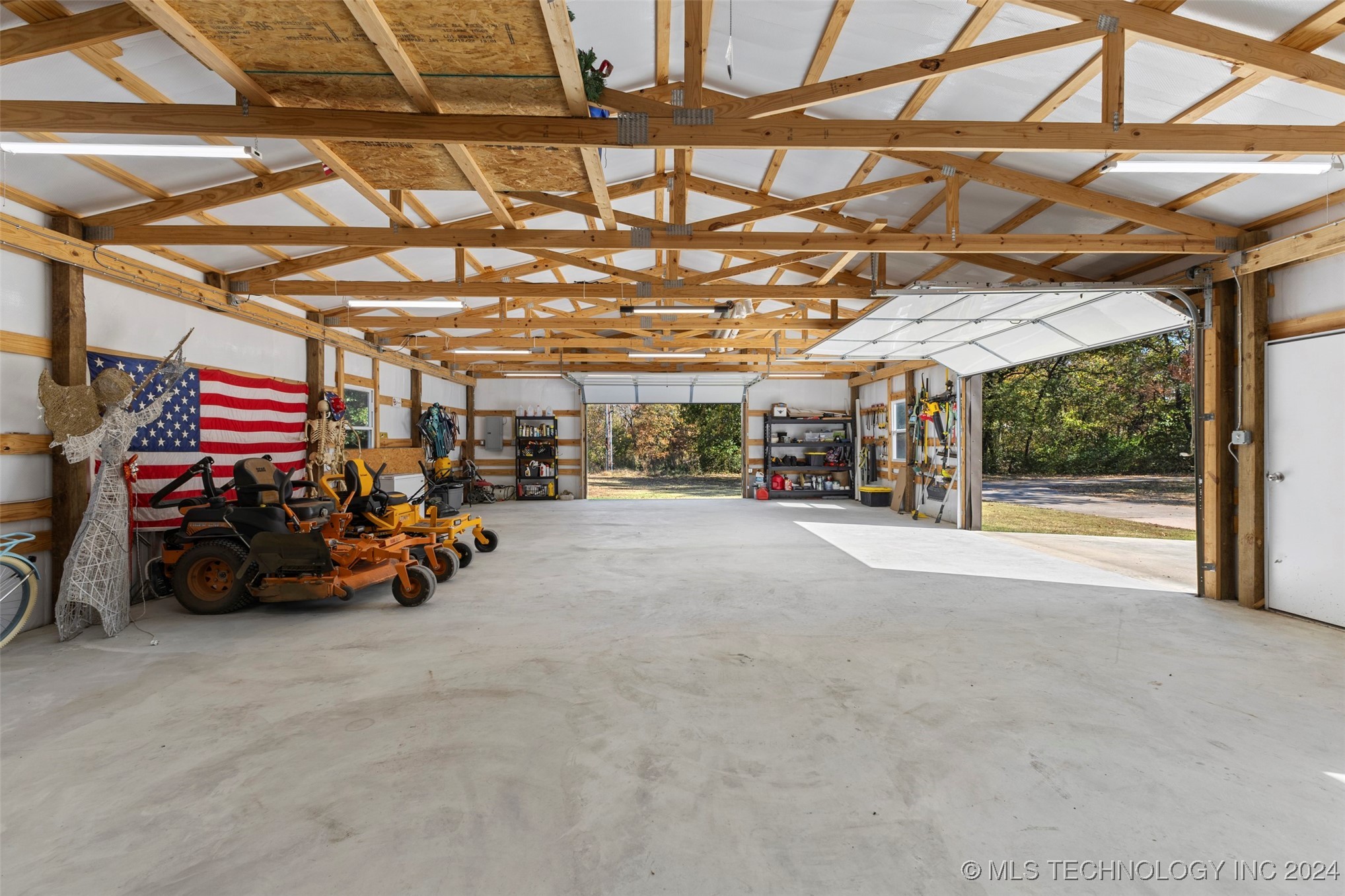 19637 County Road 1546