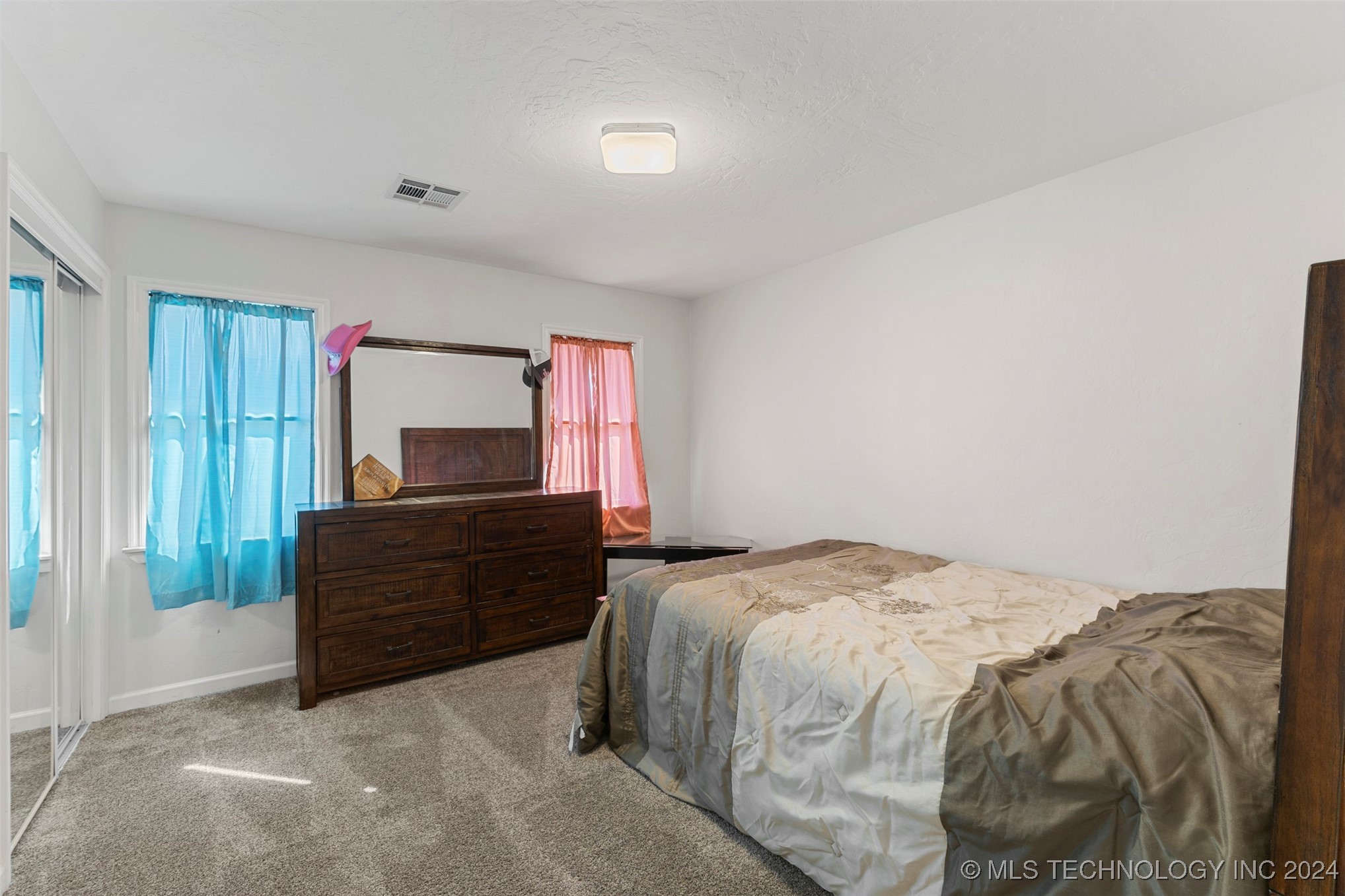 19637 County Road 1546