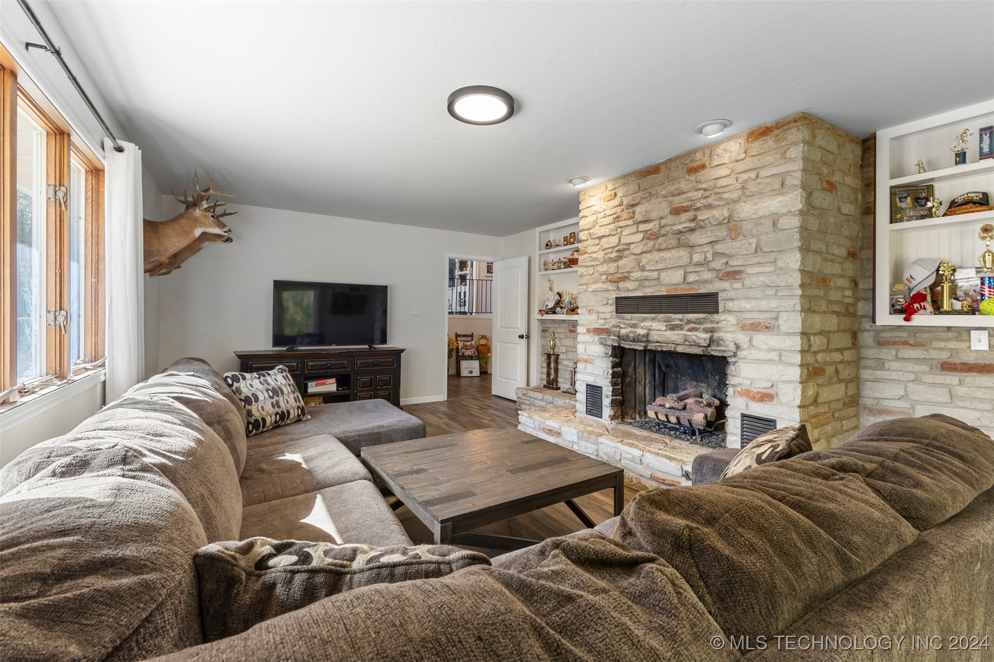 19637 County Road 1546