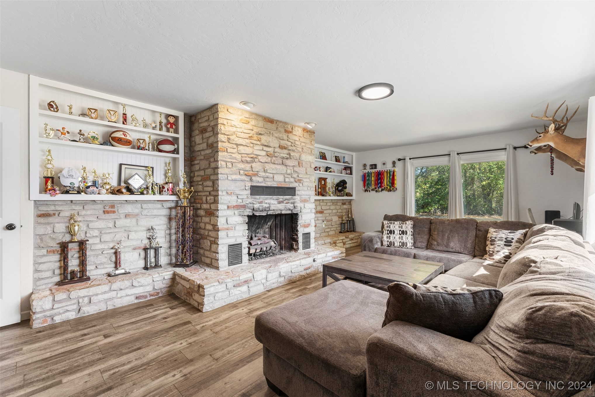 19637 County Road 1546