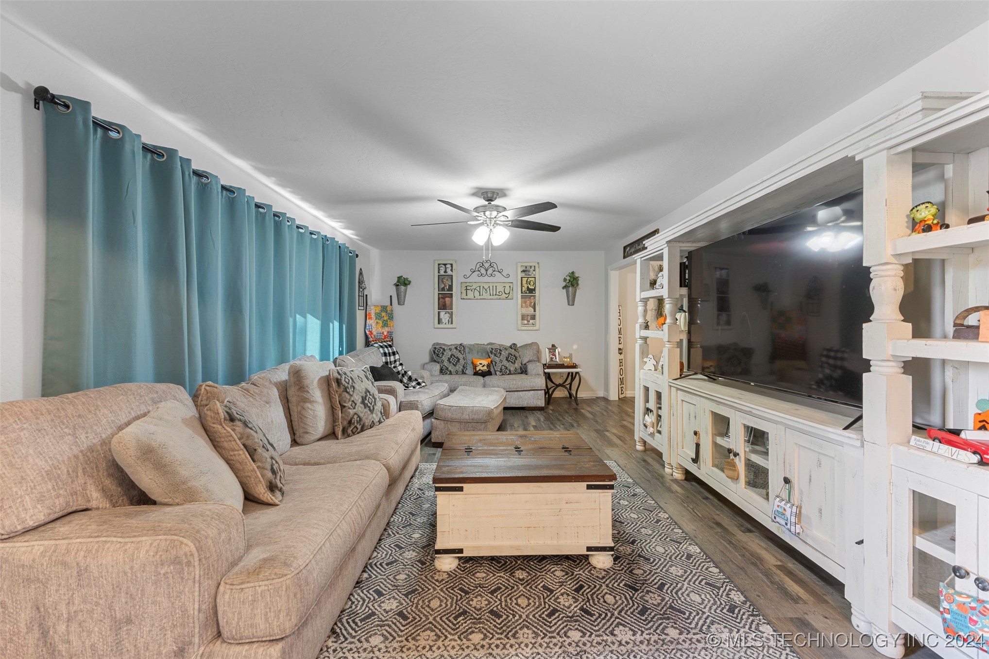 19637 County Road 1546