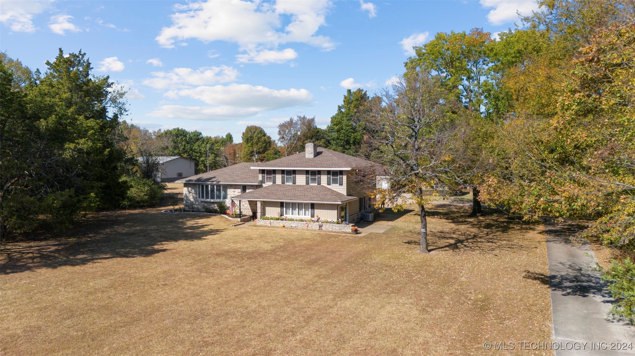 19637 County Road 1546