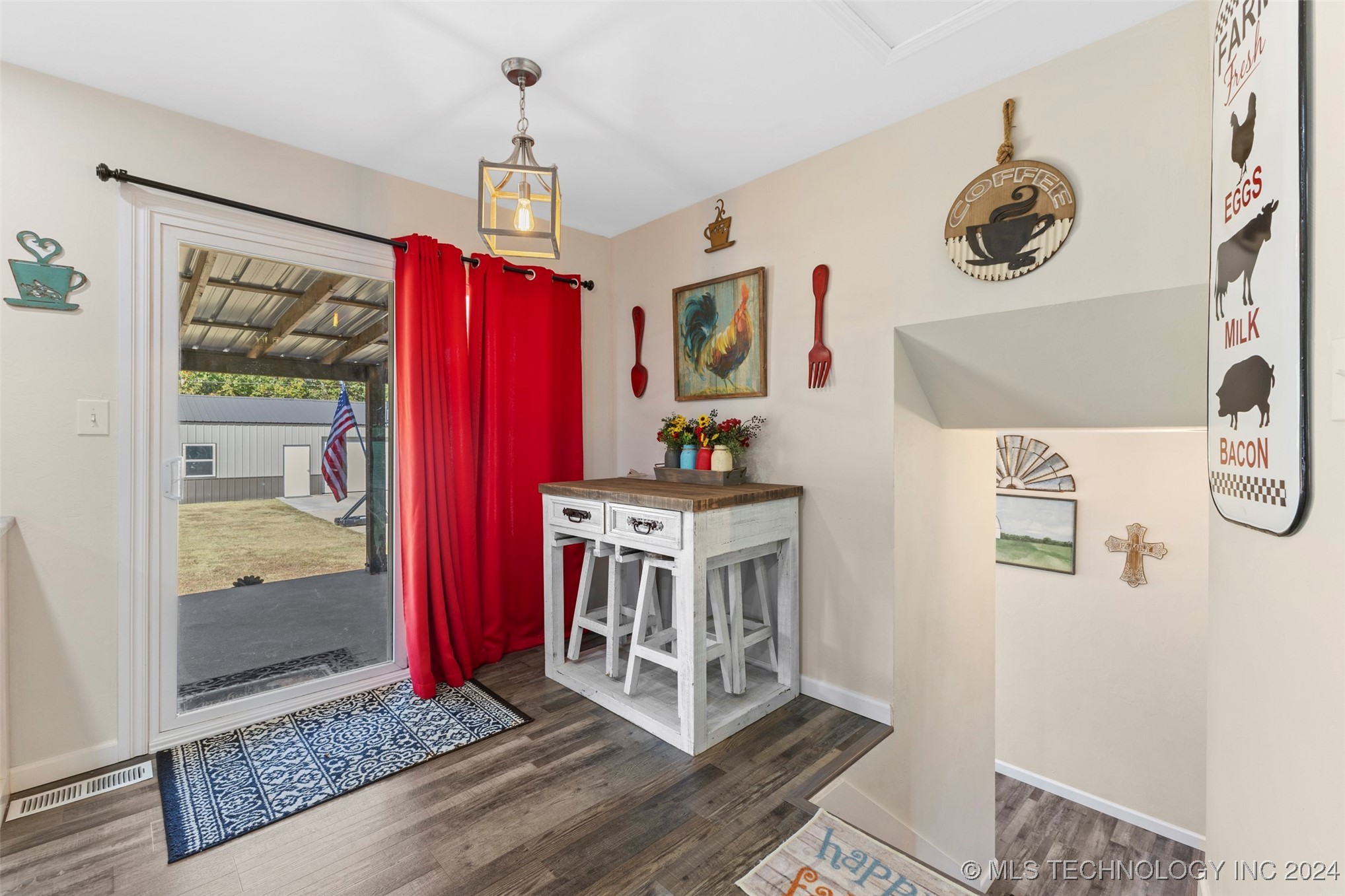19637 County Road 1546