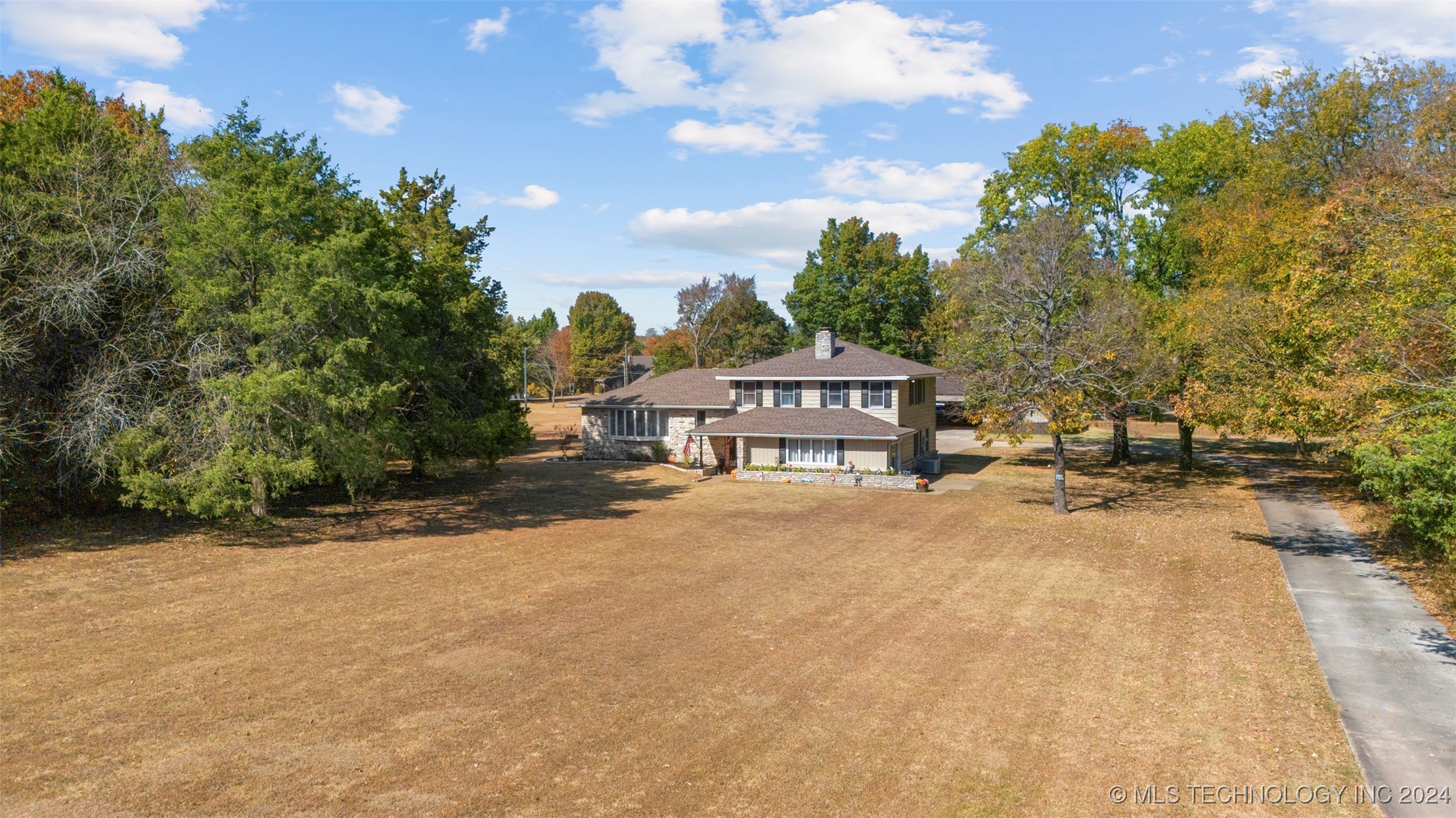 19637 County Road 1546