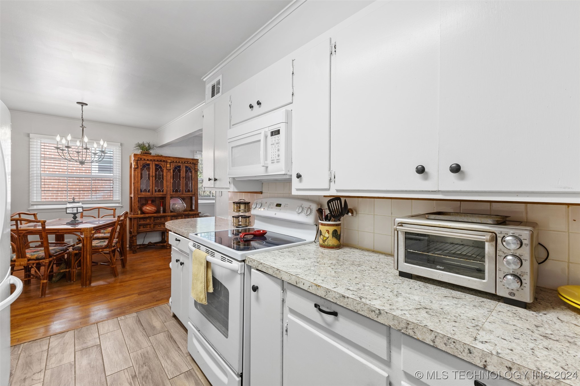 114 N Crownpoint