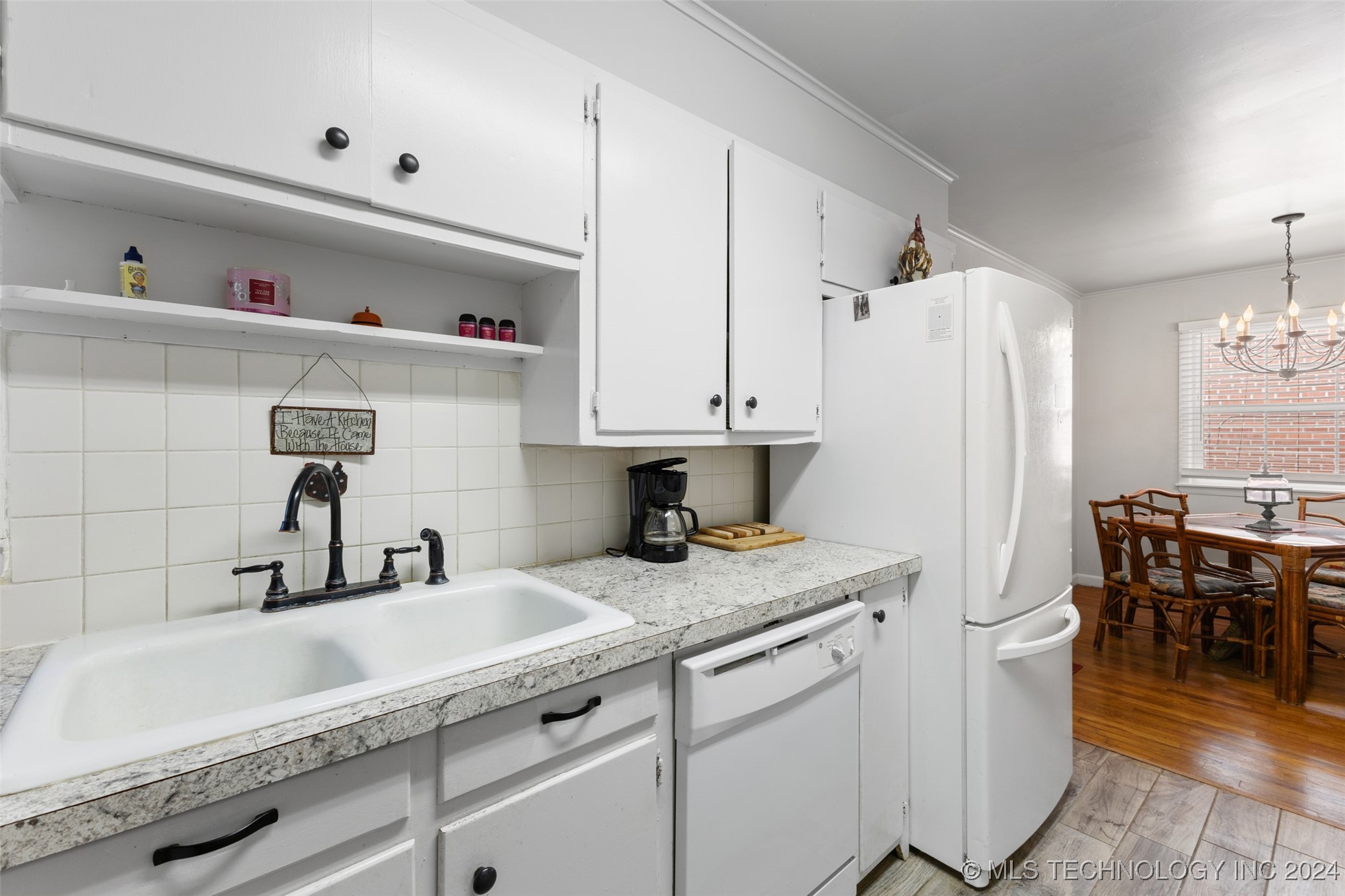 114 N Crownpoint