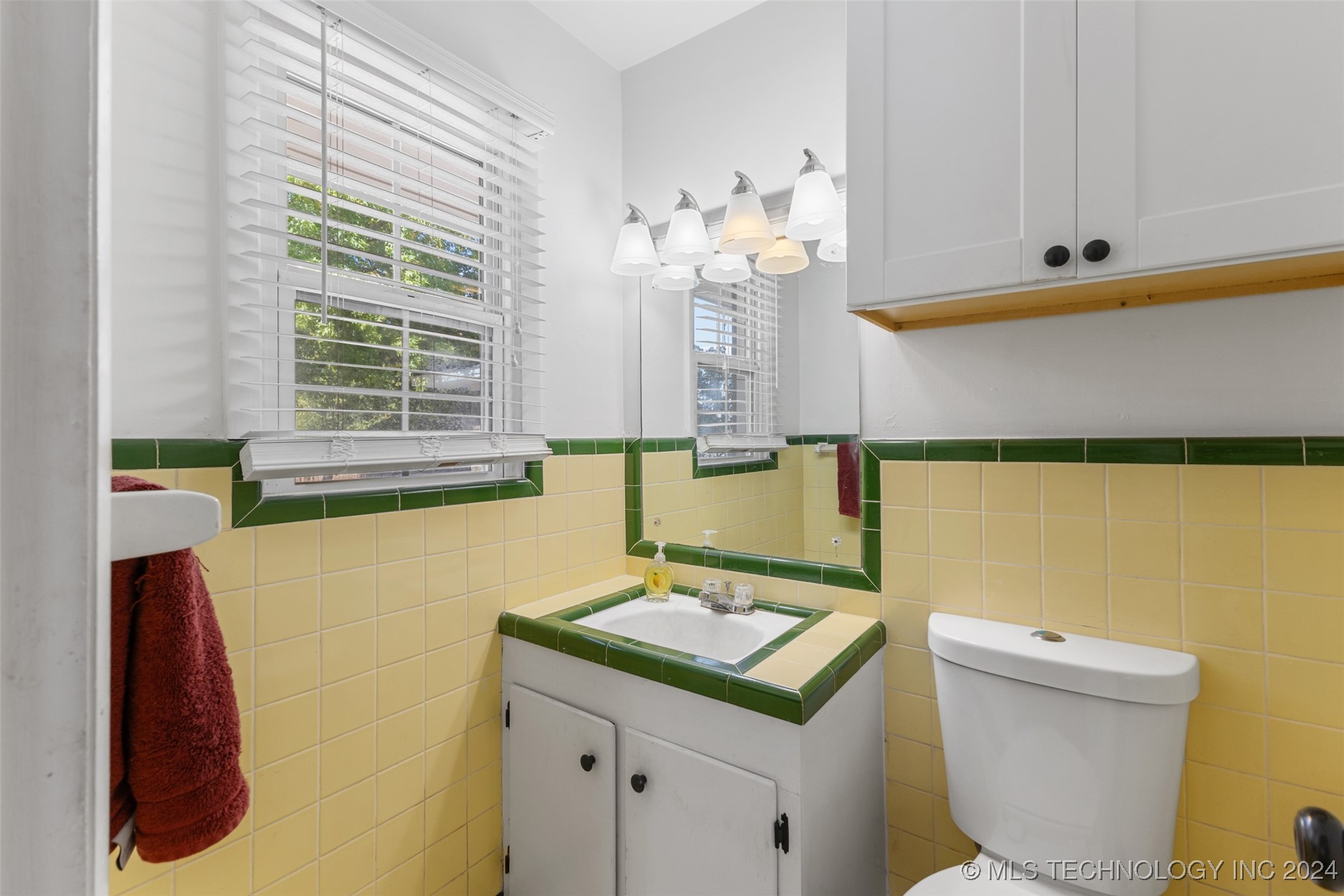 114 N Crownpoint