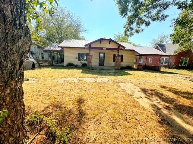 320 W 5th