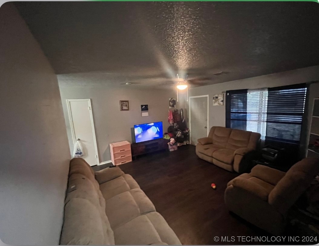 813 N Quail Ridge Road