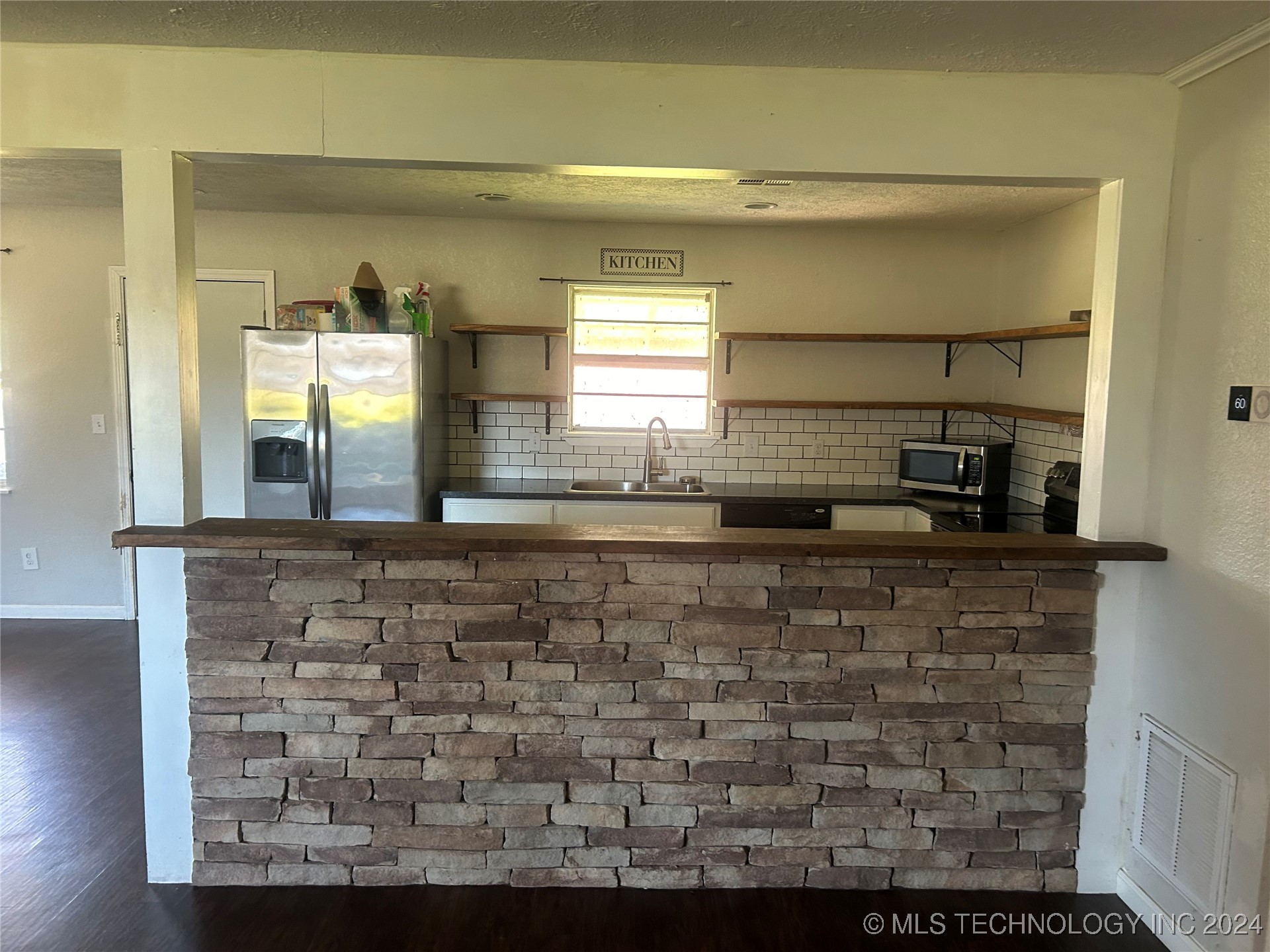 9986 County Road 1542