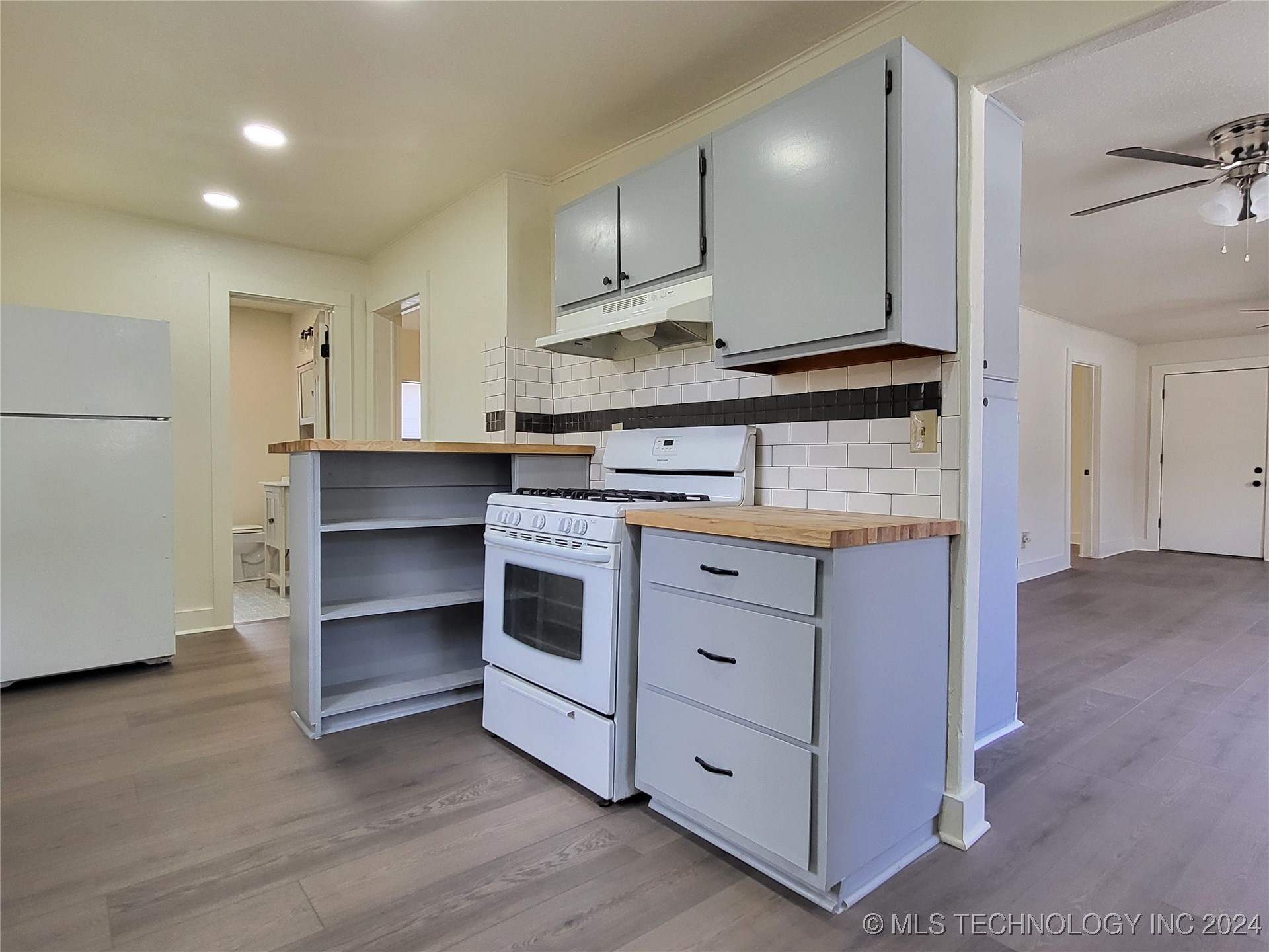 116 S 8th Street