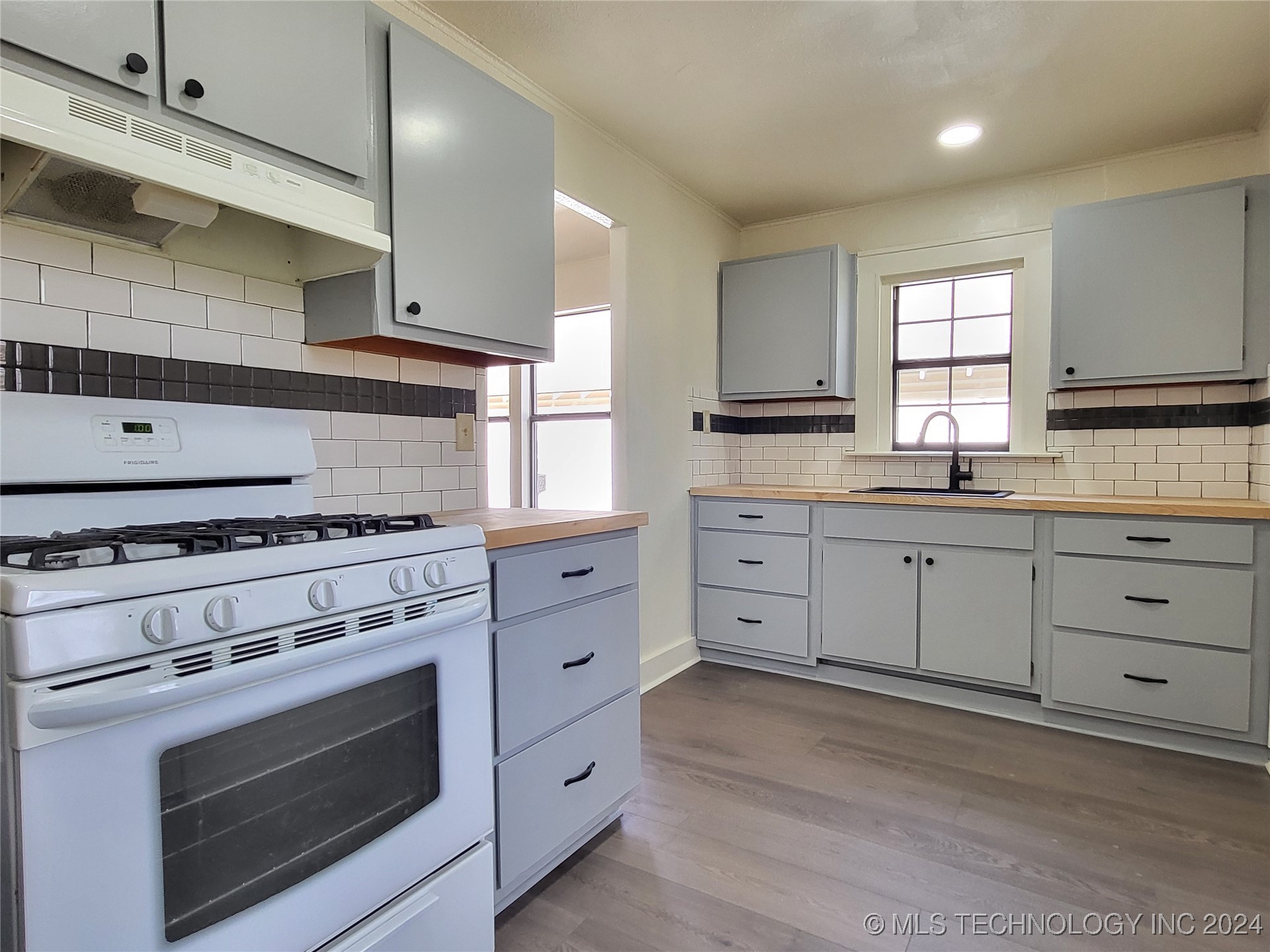 116 S 8th Street