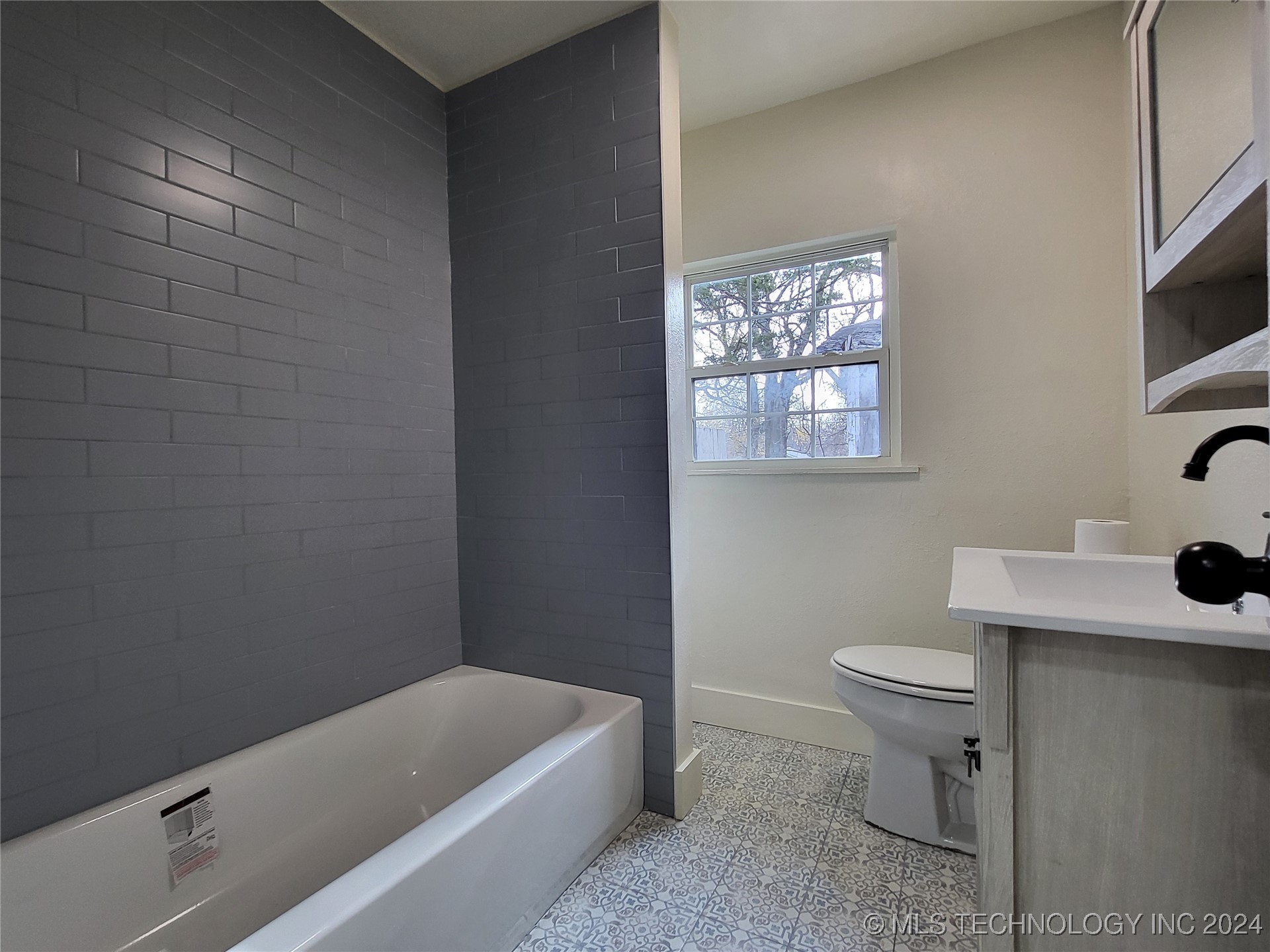 116 S 8th Street