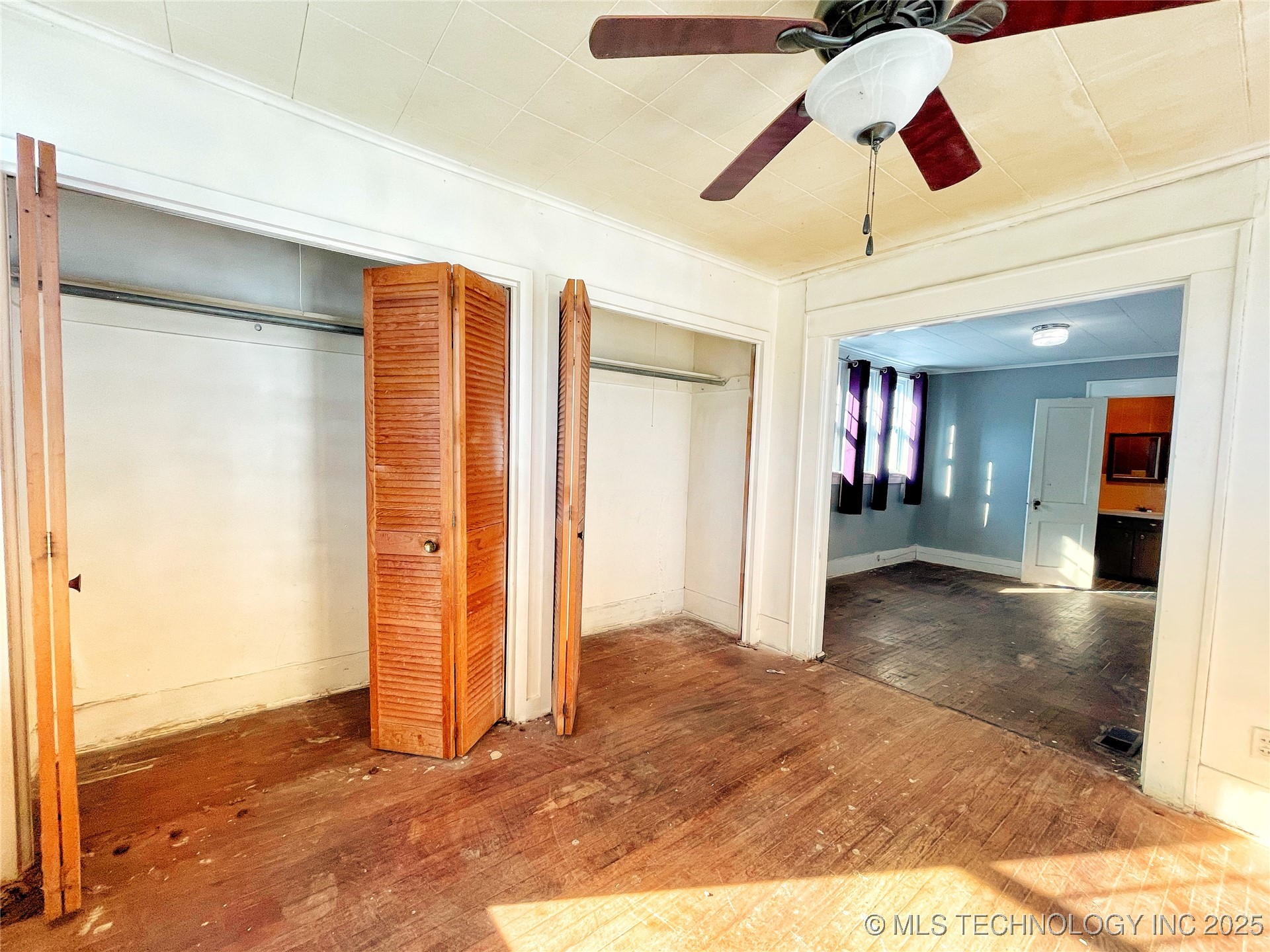 121 S Okfuskee Avenue