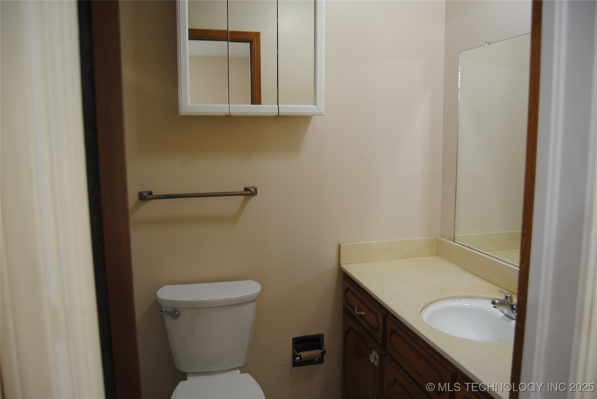 18736 County Road 1546