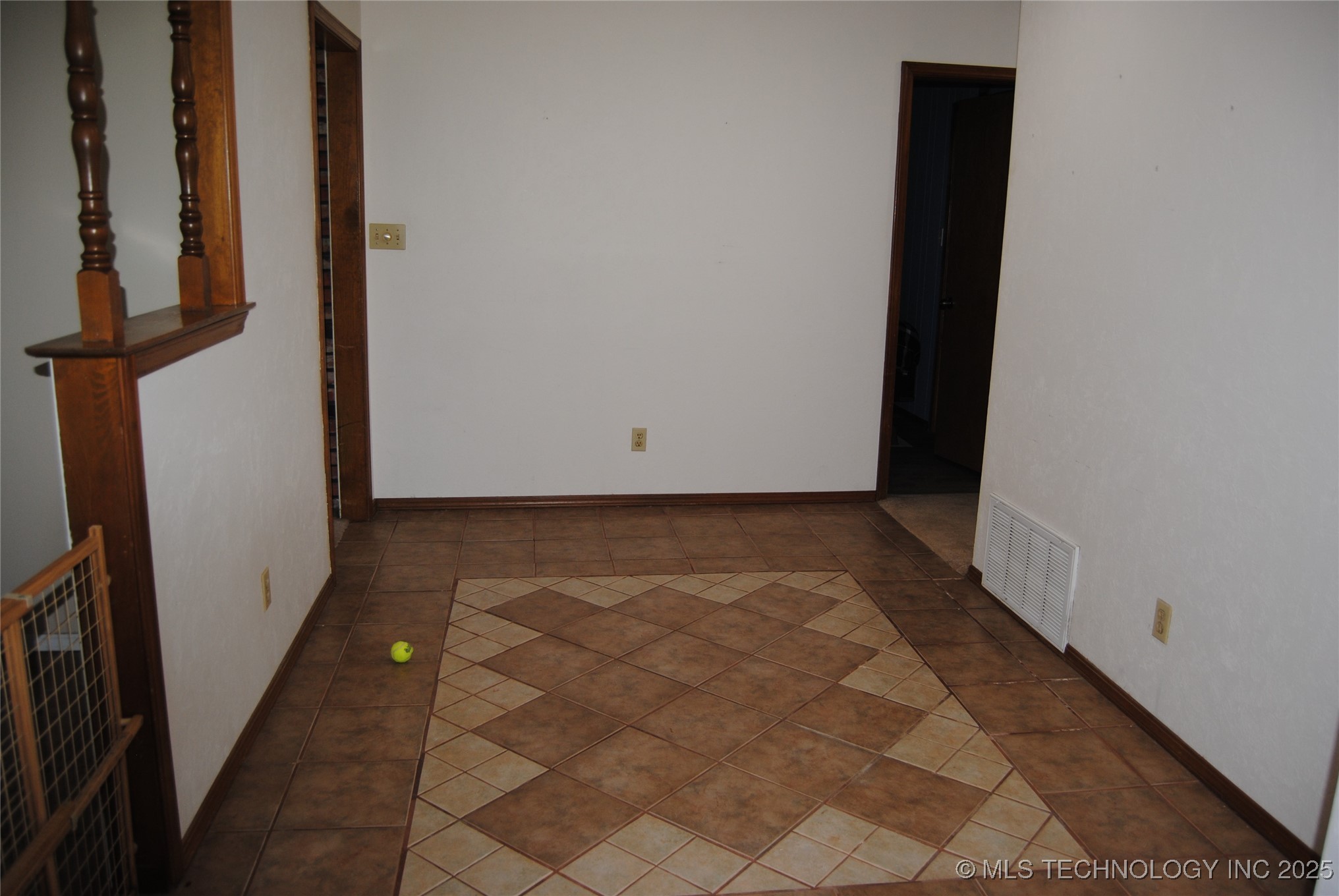 18736 County Road 1546