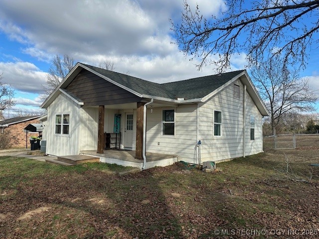208 Lakeside