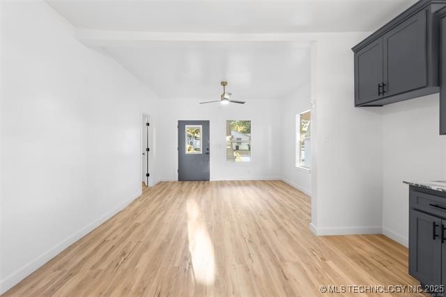 823 N Oak