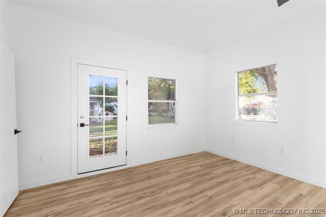 823 N Oak