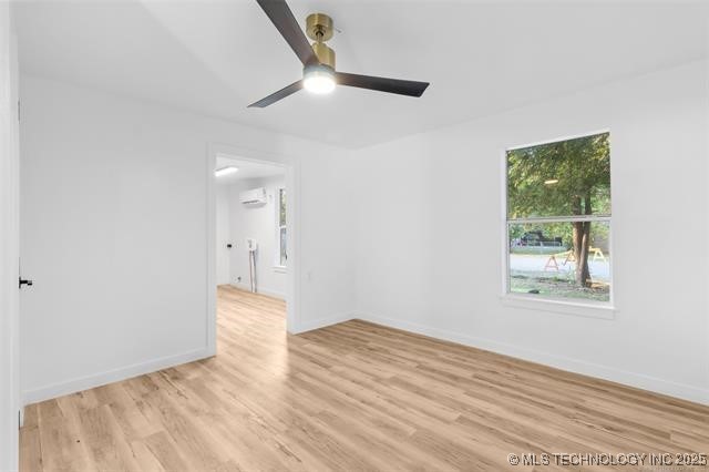 823 N Oak