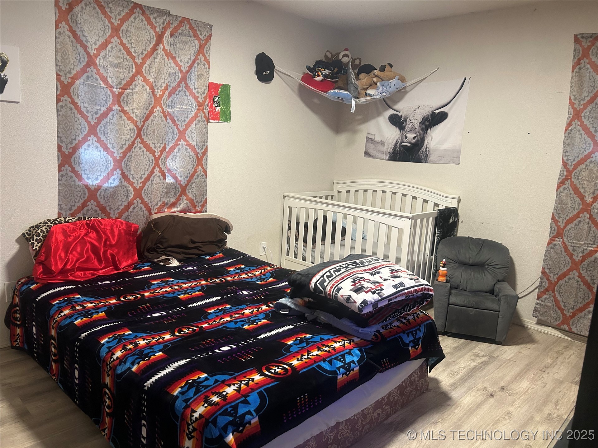 3601 Governor Harris