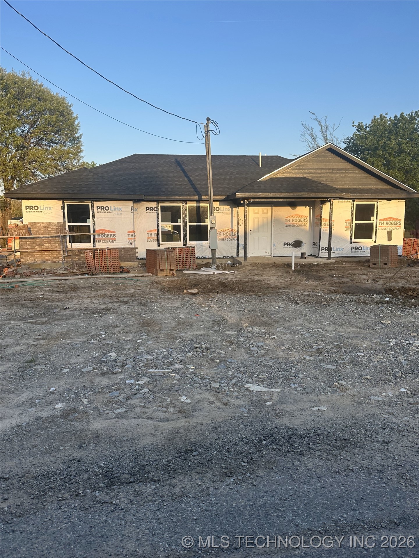 719 Mitchell