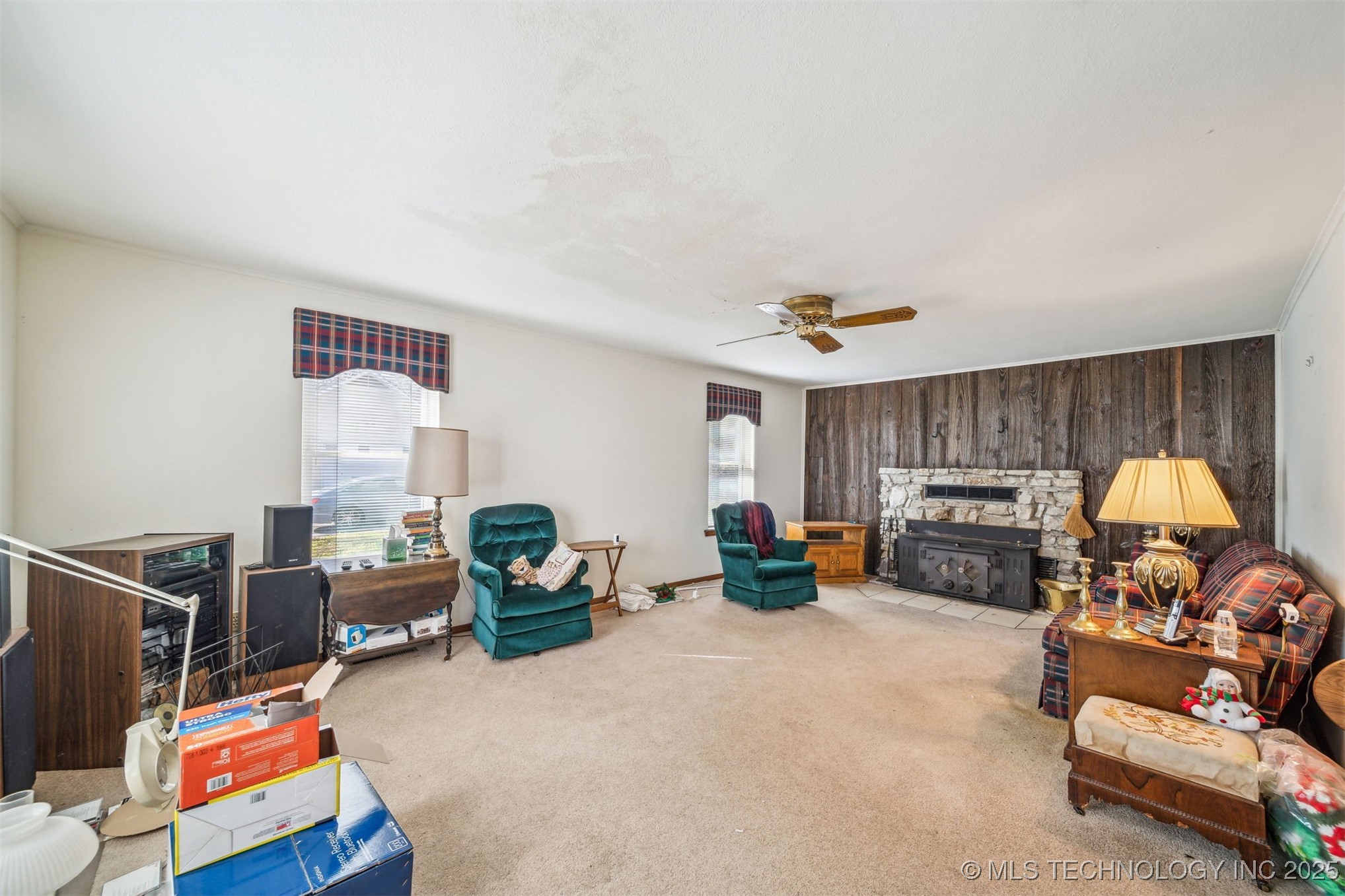 128 W 21st