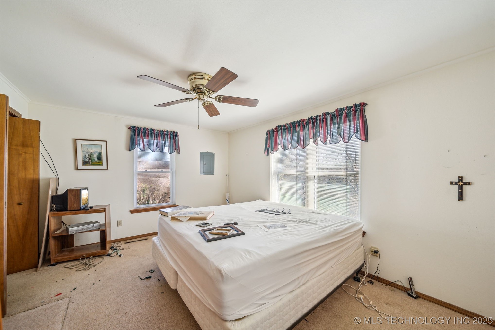 128 W 21st