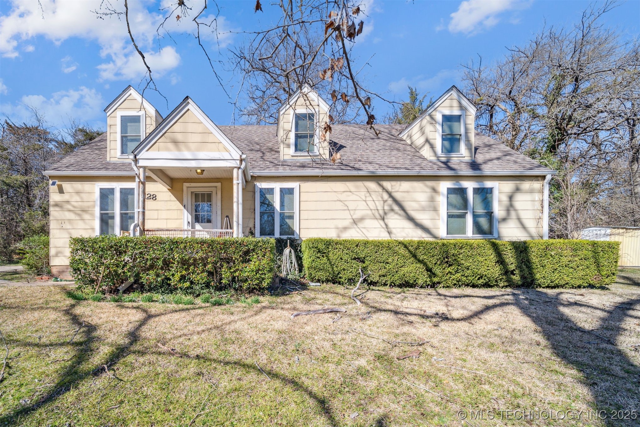 128 W 21st