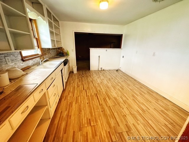 800 N Burgess
